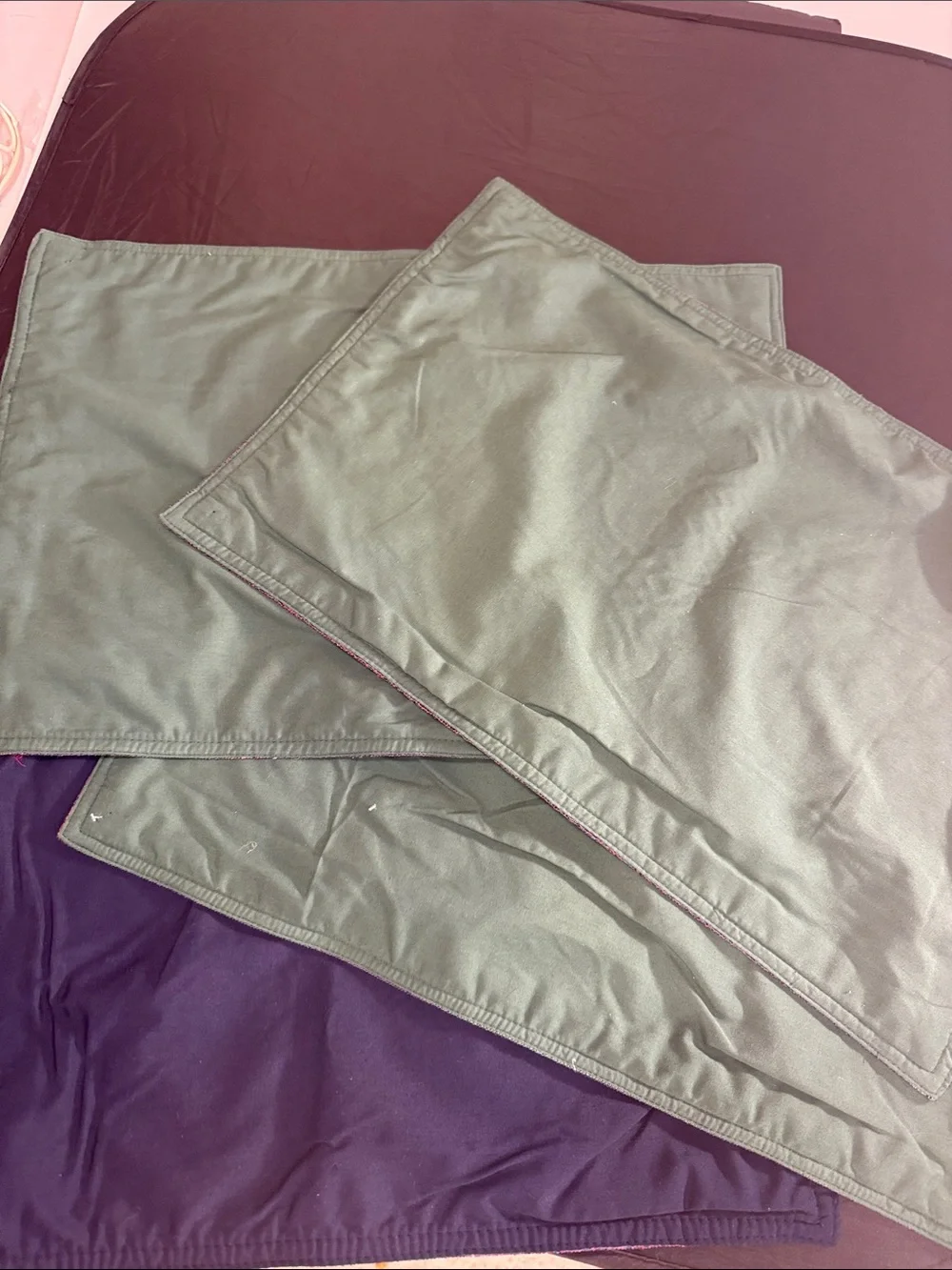 Vintage-Inspired Purple Grape homemade placemats